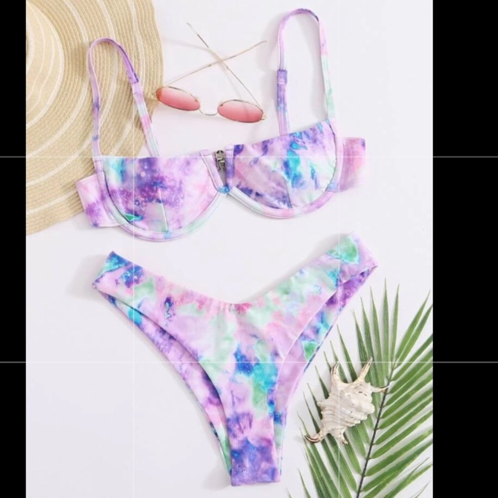NEW tie-dye bikini